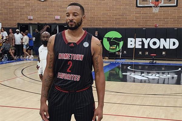 在加强球队 在加强球队