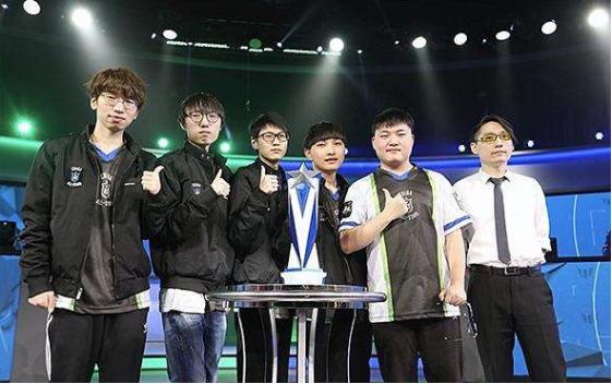 在一些马拉 在一些马拉