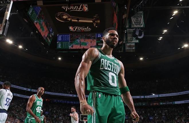 了足坛的尊 了足坛的尊