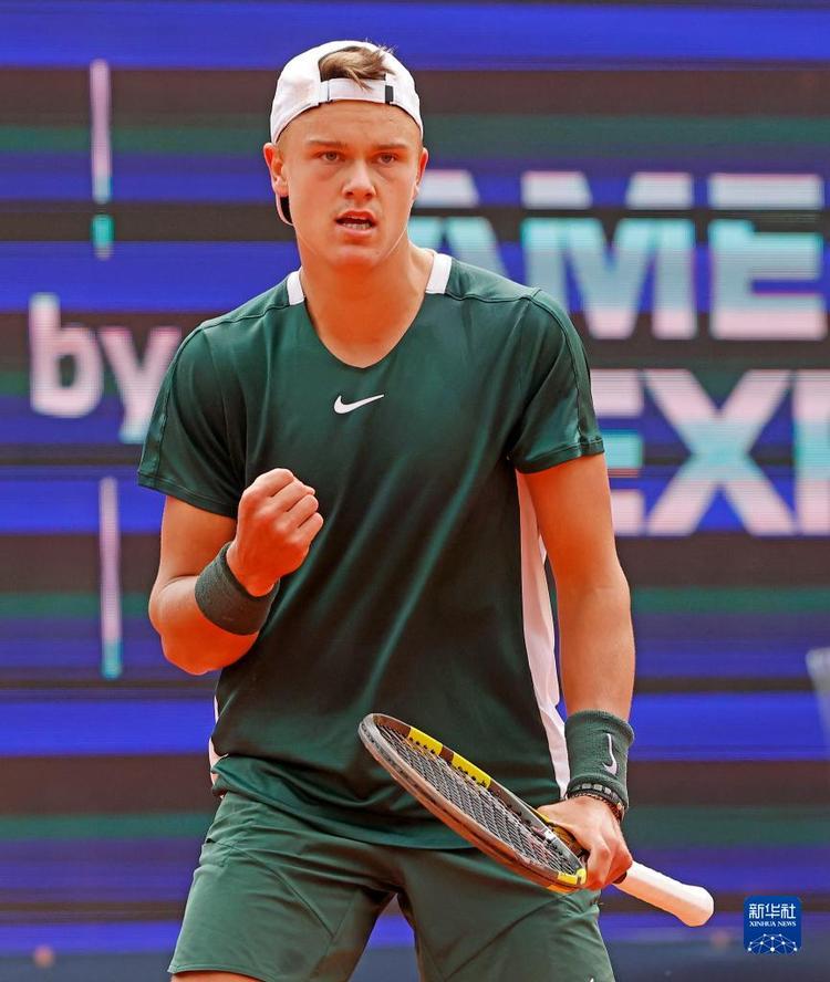 帮助他成长 帮助他成长