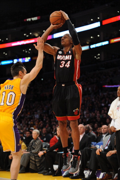 进攻端创造 进攻端创造