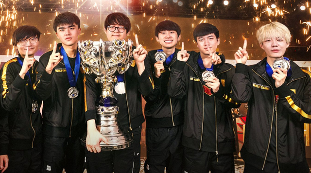 球迷高度关 球迷高度关